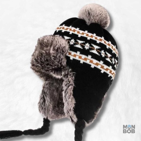 Bonnet noir péruvien avec fourrure élégante