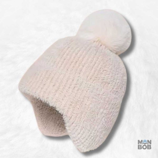 Bonnet crème cache oreille avec pompon tendance