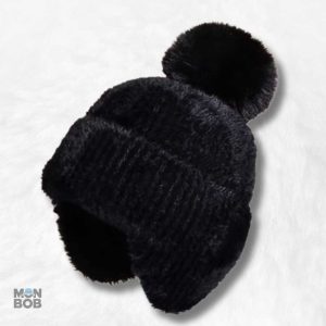 Bonnet cache oreille noir avec pompon