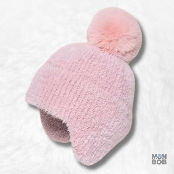 Bonnet cache oreille rose avec pompon pour un look tendance