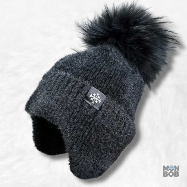 Bonnet en laine noir avec pompon élégant