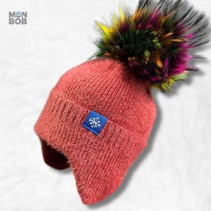Bonnet en laine rouge avec pompon