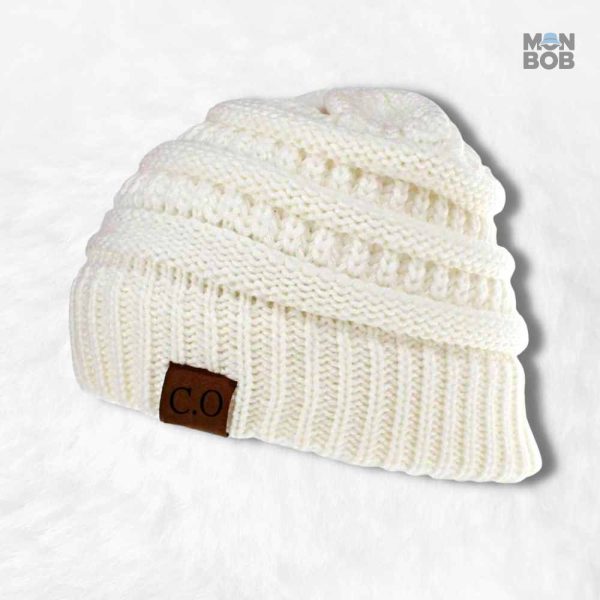 Bonnet Queue de Cheval Blanc pour un style élégant