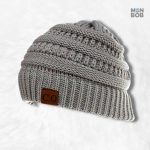 Bonnet Queue de Cheval Gris élégant et pratique