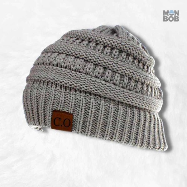 Bonnet Queue de Cheval Gris élégant et pratique