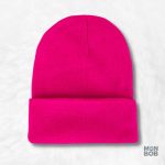 Bonnet fuchsia tendance pour un look coloré et stylé