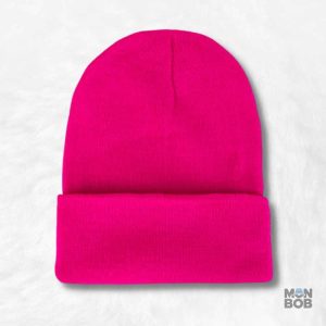 Bonnet fuchsia tendance pour un look coloré et stylé