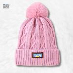 Bonnet rose avec pompon