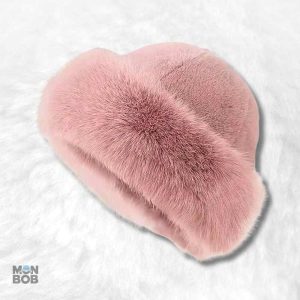 Bonnet Russe rose pour femme en fourrure élégante