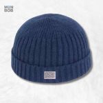 Bonnet Snow bleu pour un style hivernal tendance