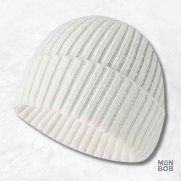 Bonnet tricot blanc pour un style élégant et chaleureux