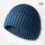 Bonnet tricot bleu élégant pour un style décontracté