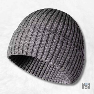 Bonnet tricot gris pour un style confortable et tendance