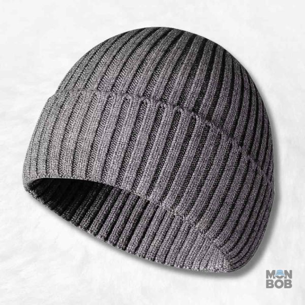 Bonnet tricot gris pour un style confortable et tendance