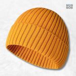 Bonnet tricot jaune au design élégant et chaleureux