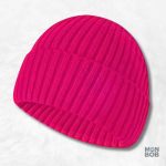 Bonnet tricot rose fluo pour un style vibrant et tendance