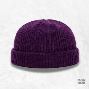 Bonnet violet pour homme, accessoire tendance et chaleureux