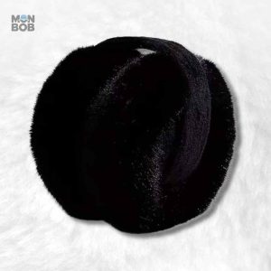Cache oreille fourrure noir pour une protection contre le froid