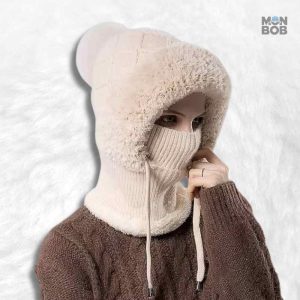 Cagoule femme crème, accessoire mode pour l'hiver