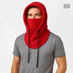 Cagoule rouge avec capuche, idéale pour le froid