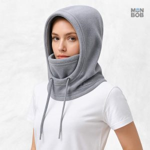 Cagoule capuche pour activités de plein air en gris