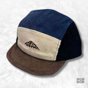 Casquette 5 Panel Velours crème pour un style décontracté