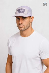 Casquette violette 5 Panel, idéale pour les activités outdoor
