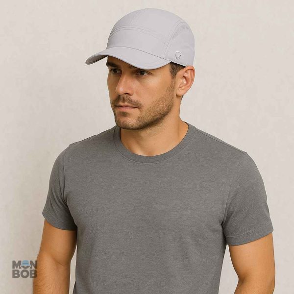 Casquette grise légère, idéale contre les rayons UV