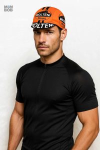 Casquette orange Molteni, accessoire idéal pour les cyclistes