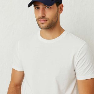 Casquette bleue résistante à l'eau, idéale pour les intempéries