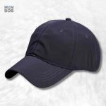 Casquette imperméable marine pour une protection optimale
