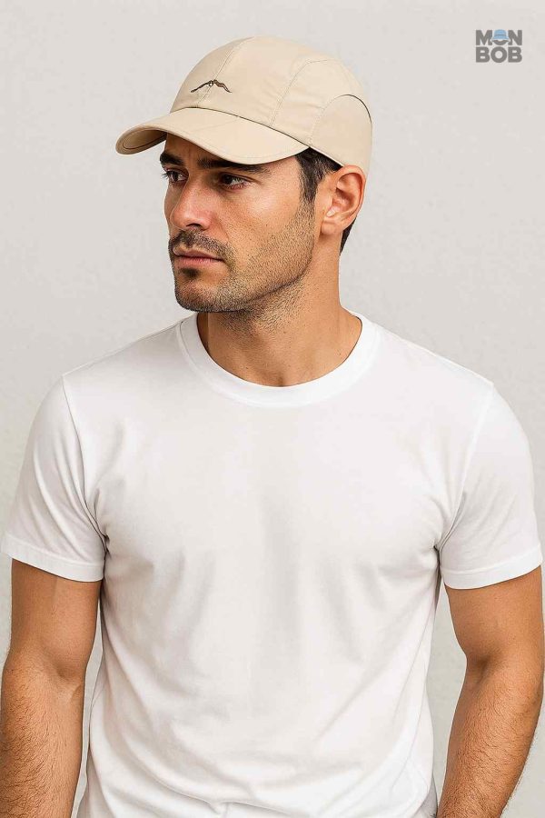 Casquette beige idéale pour le running par temps humide