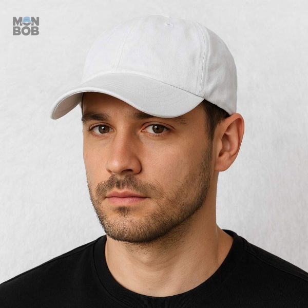 Casquette en denim blanc, accessoire mode essentiel pour l'été