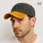 Casquette en jean avec détails dorés pour un look unique