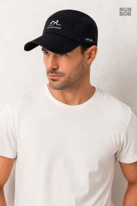 Accessoire homme pour protection solaire en montagne