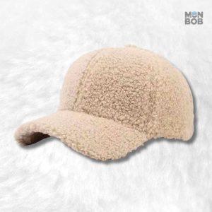 Casquette Moumoute Crème au style tendance et confortable