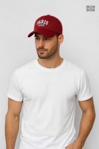 Casquette rouge style Paris