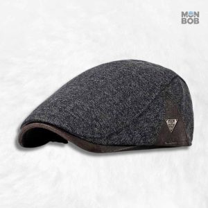 Casquette plate homme grise élégante et intemporelle