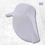 Casquette blanche avec protège nuque intégré