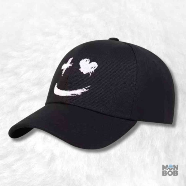 casquette-smiley-amour-1 Casquette Smiley Amour avec motif cœur emblématique