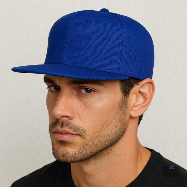 Casquette bleu roi style Snapback avec visière plate