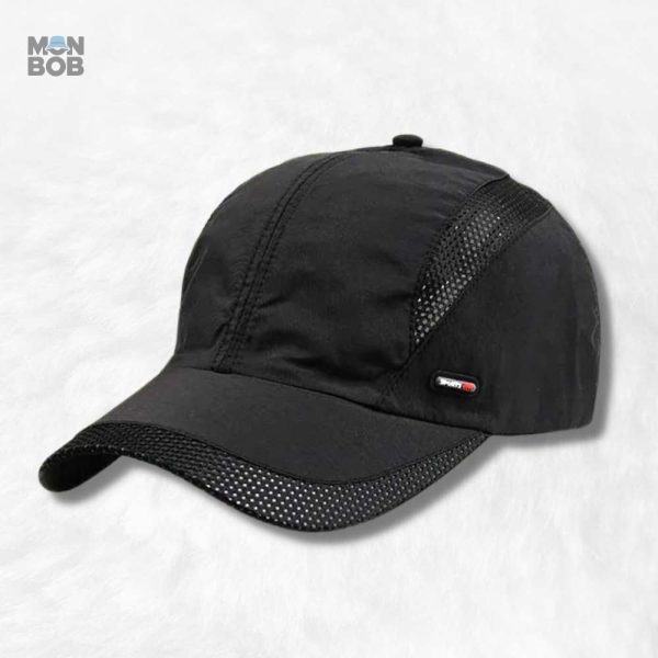 Casquette noire sport pour un look décontracté et dynamique