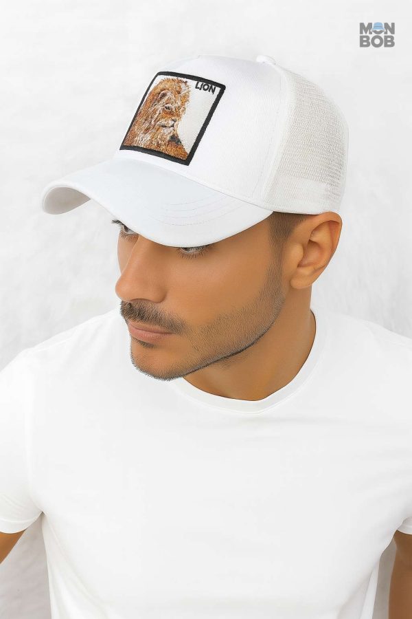 Détails de la casquette Trucker avec motif lion