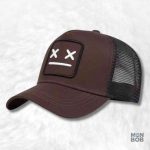 Casquette Trucker Marron avec motif Smiley