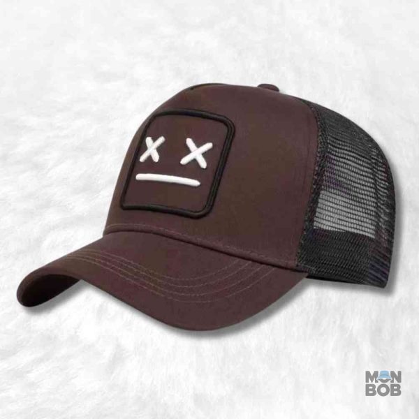casquette-trucker-smiley-marron-1 Casquette Trucker Marron avec motif Smiley