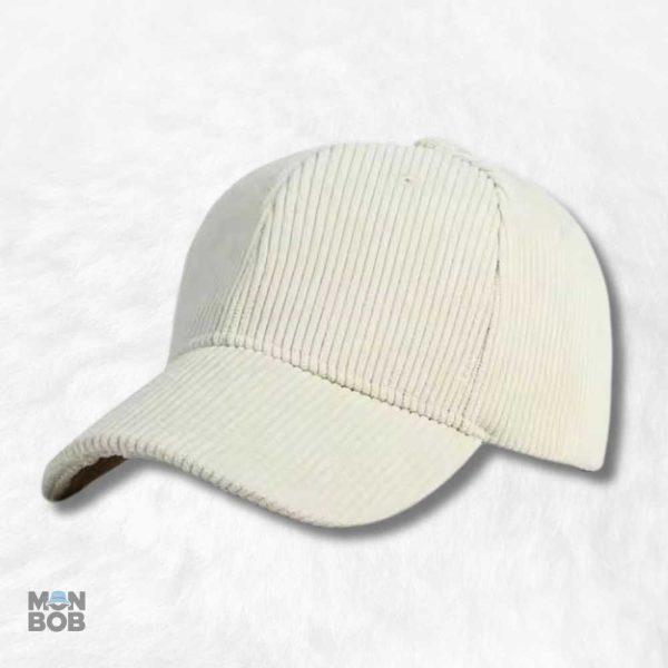 casquette-velours-cotele-blanc-1 Casquette Velours Côtelé Blanc élégante et tendance