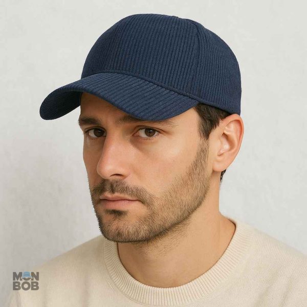 Casquette tendance en velours côtelé bleu marine