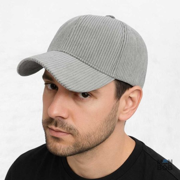 Casquette en velours côtelé gris tendance