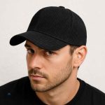 Casquette en velours côtelé couleur noire, style décontracté
