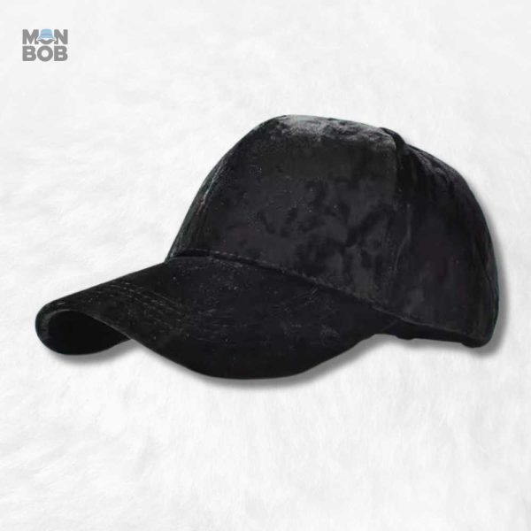 Casquette Velours de Soie Noir élégante et raffinée